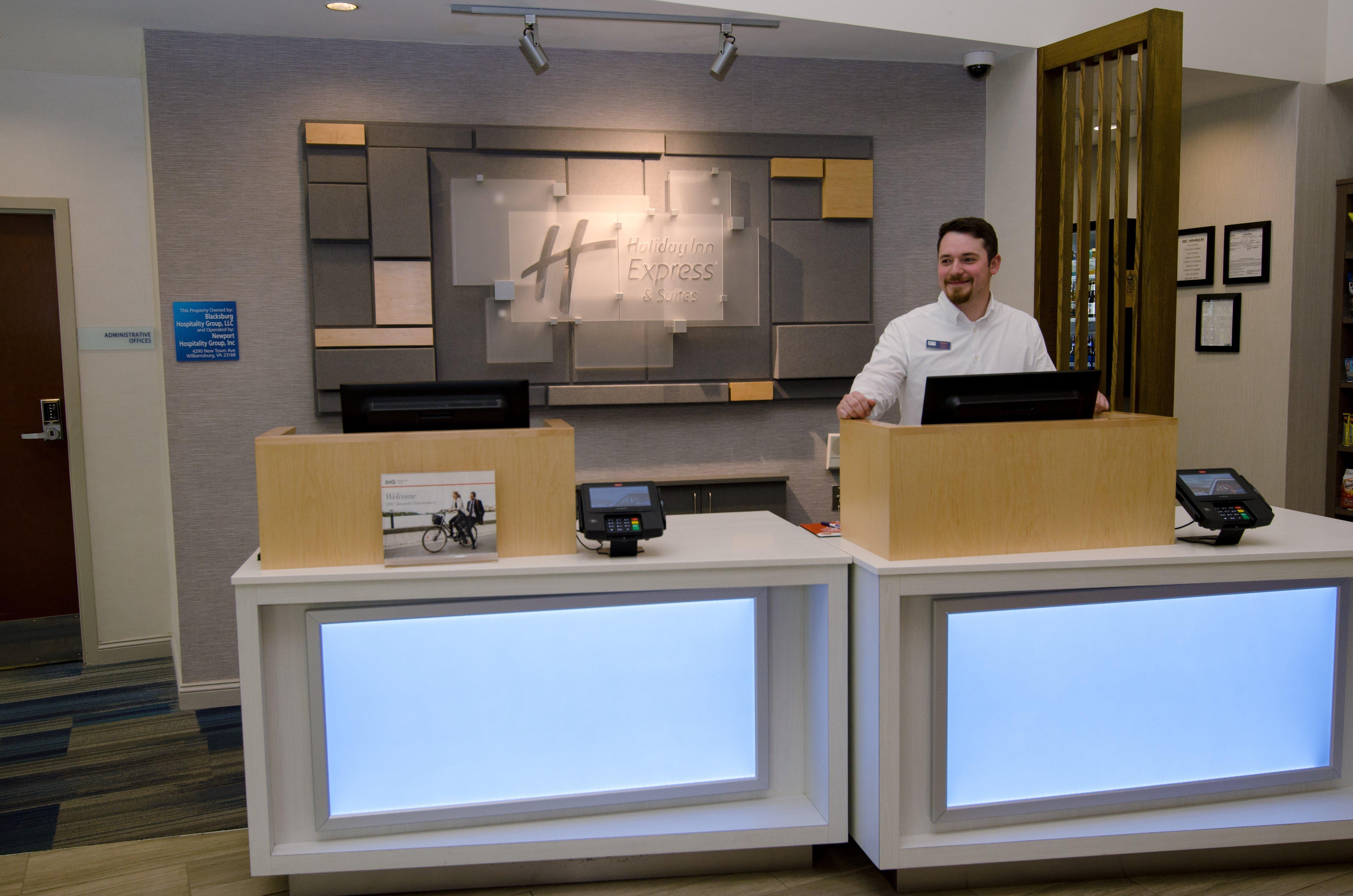 Holiday Inn Express Blacksburg By Ihg Eksteriør billede